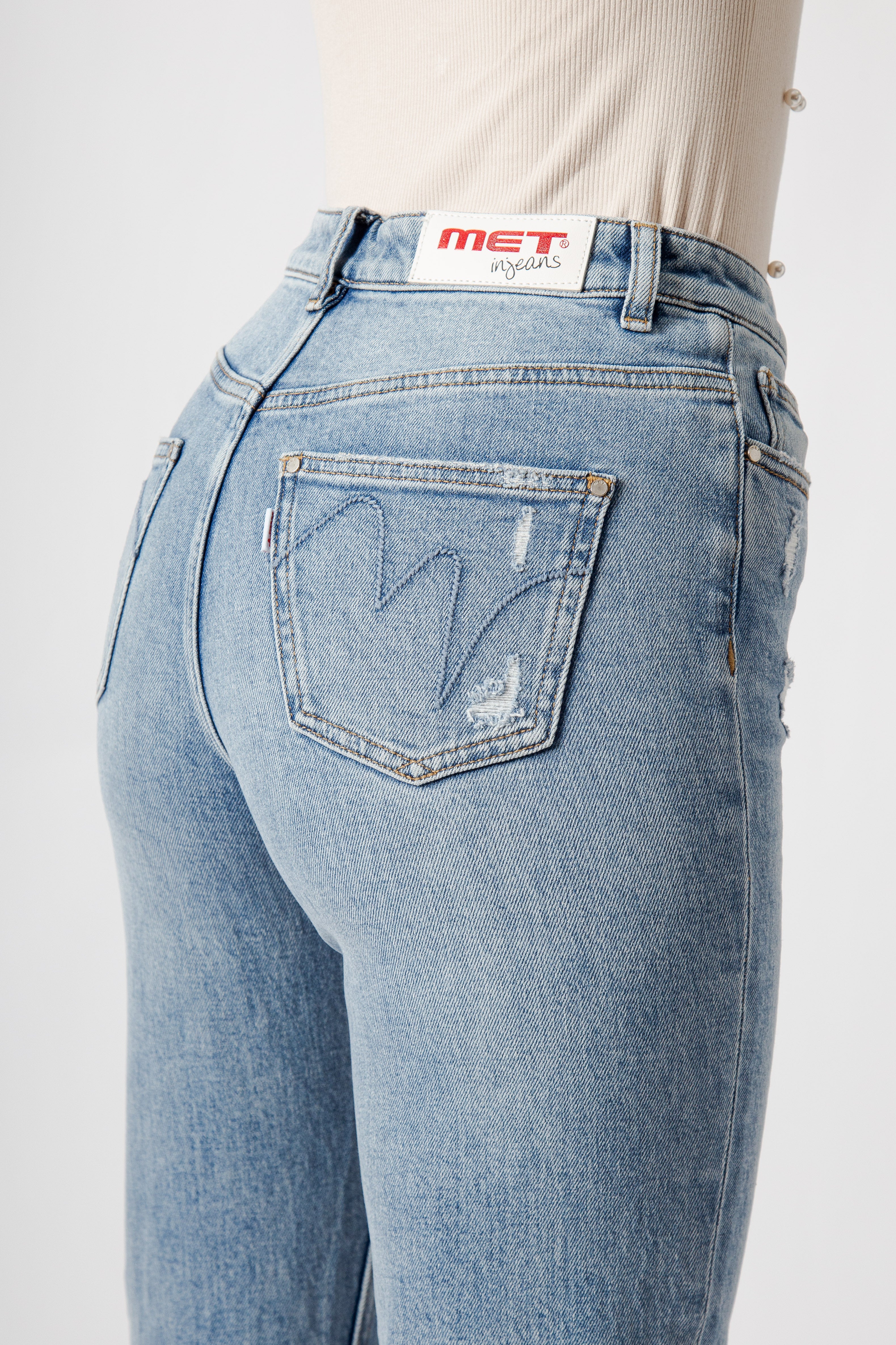 Light Blue Regular Waist Mom Fit Jeans with Crop Leg