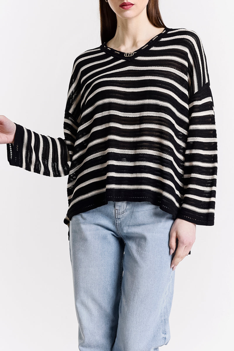 MAGLIA OVERSIZE A RIGHE CON SCOLLO A V