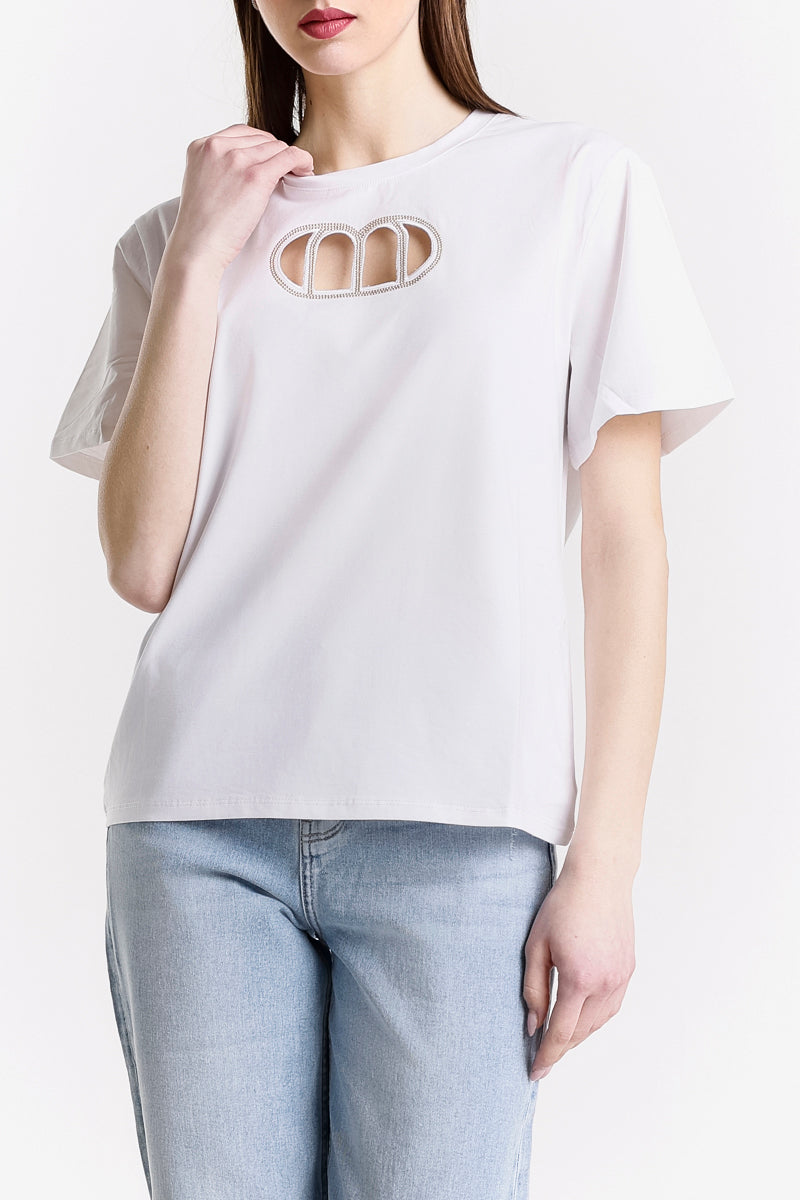 T-SHIRT LOGO CUT-OUT