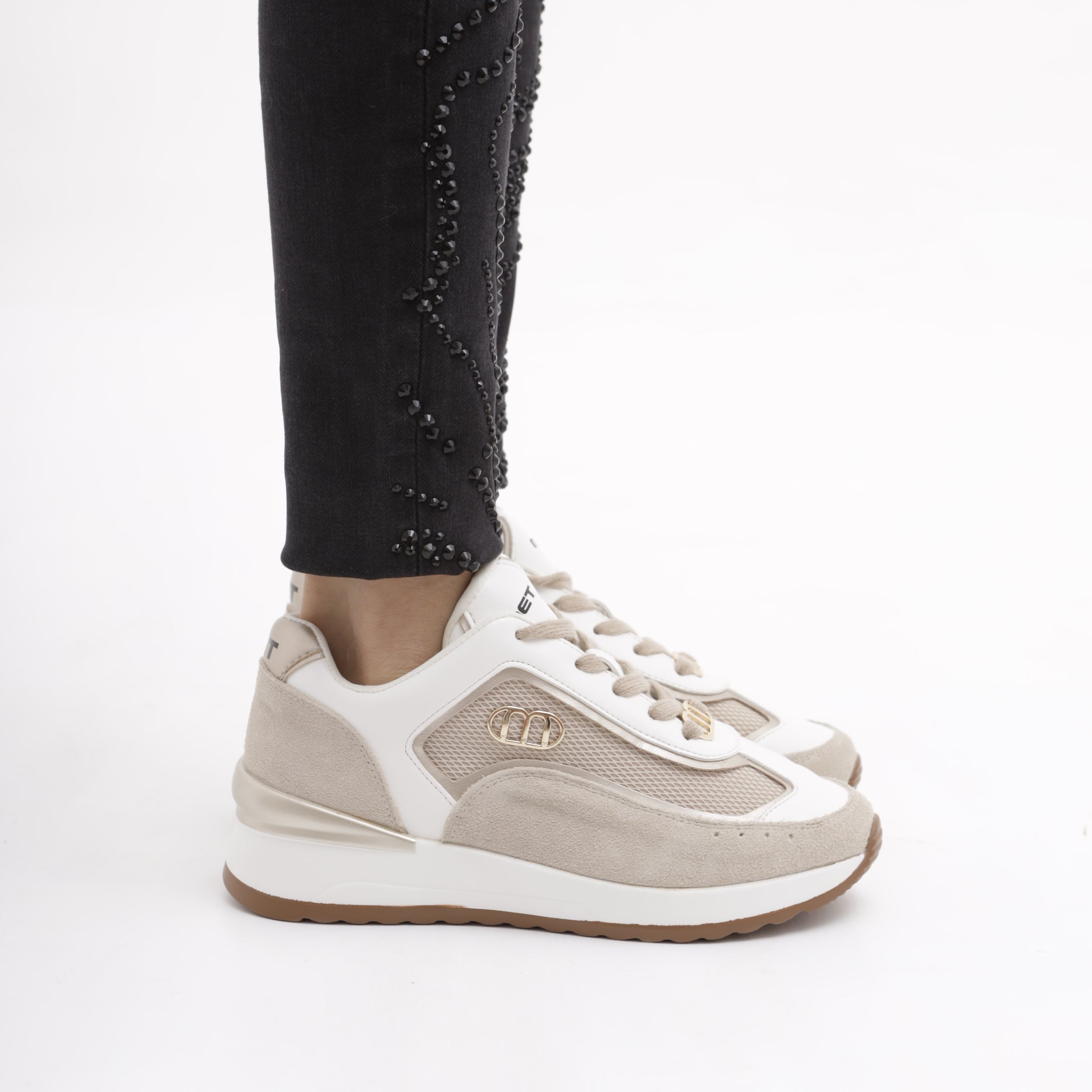 M10 404 SHOES
