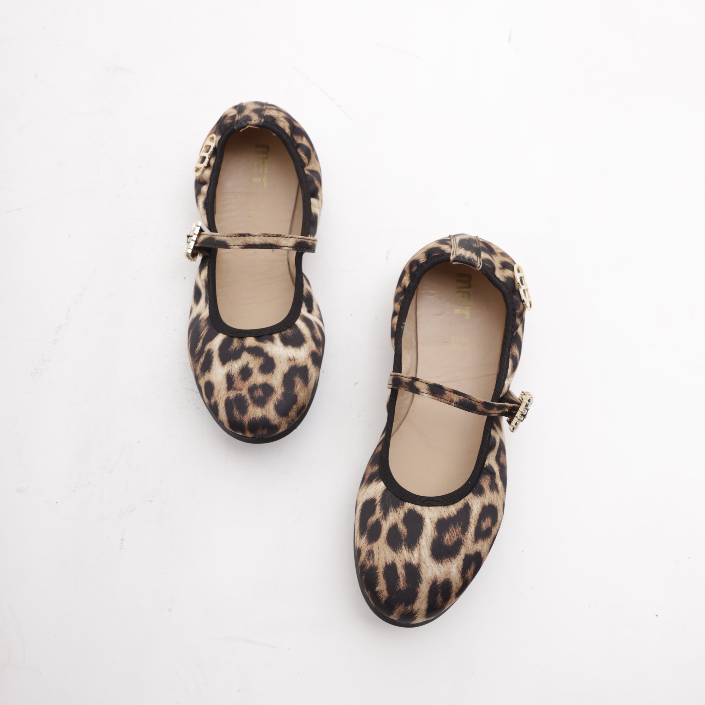 M10 410 SHOES