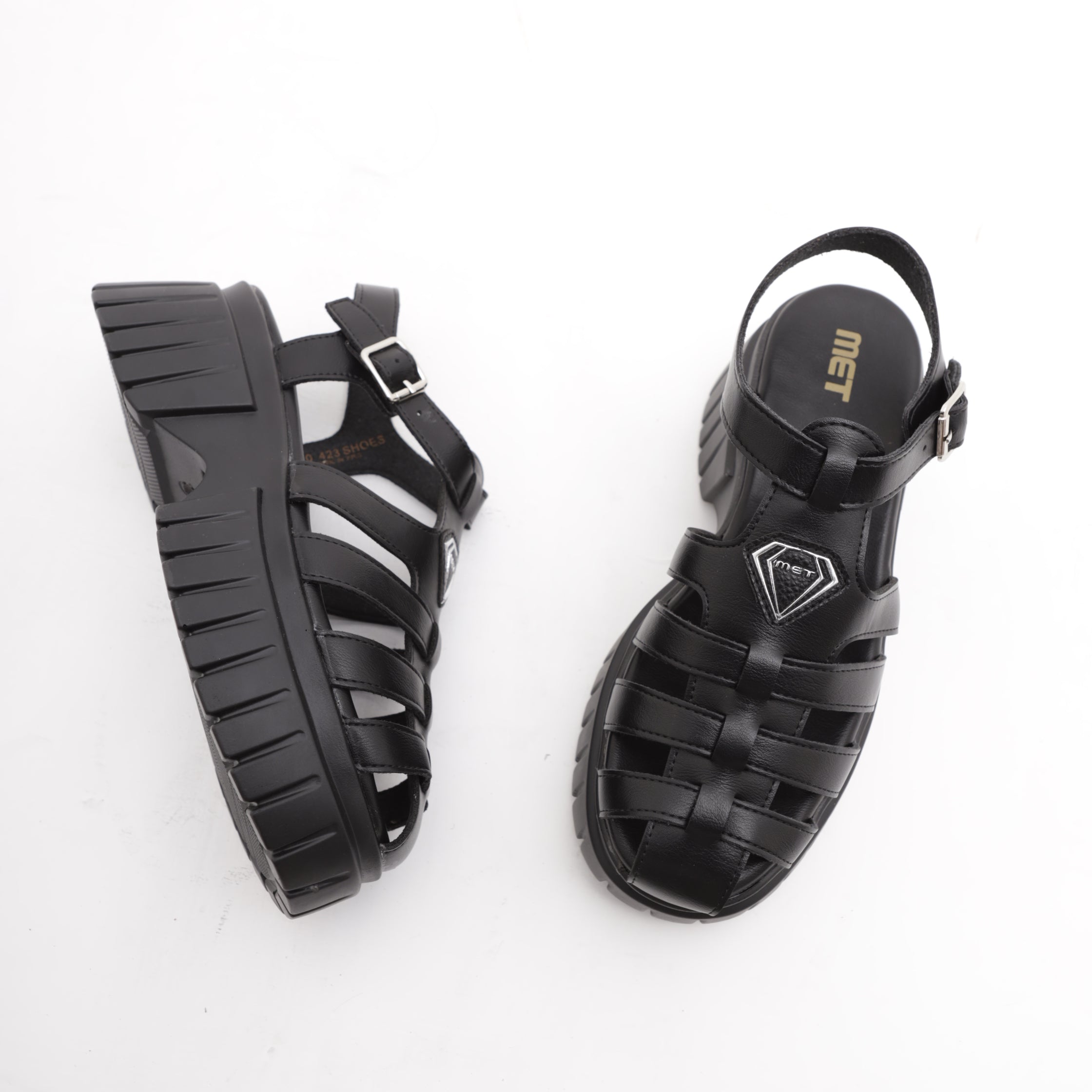 M10 423 SHOES