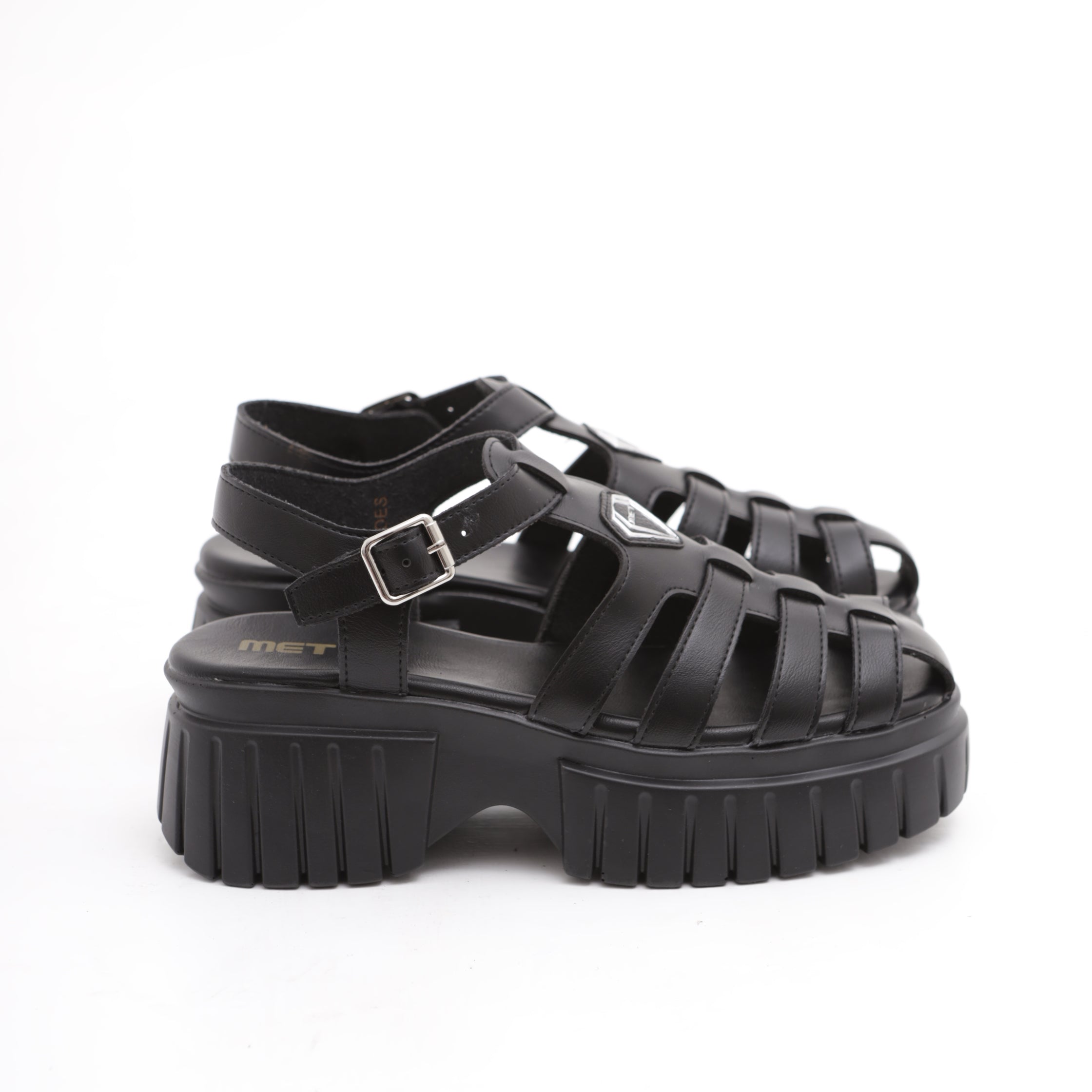 M10 423 SHOES