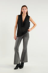 Gilet Nero Con Dettagli In Pizzo