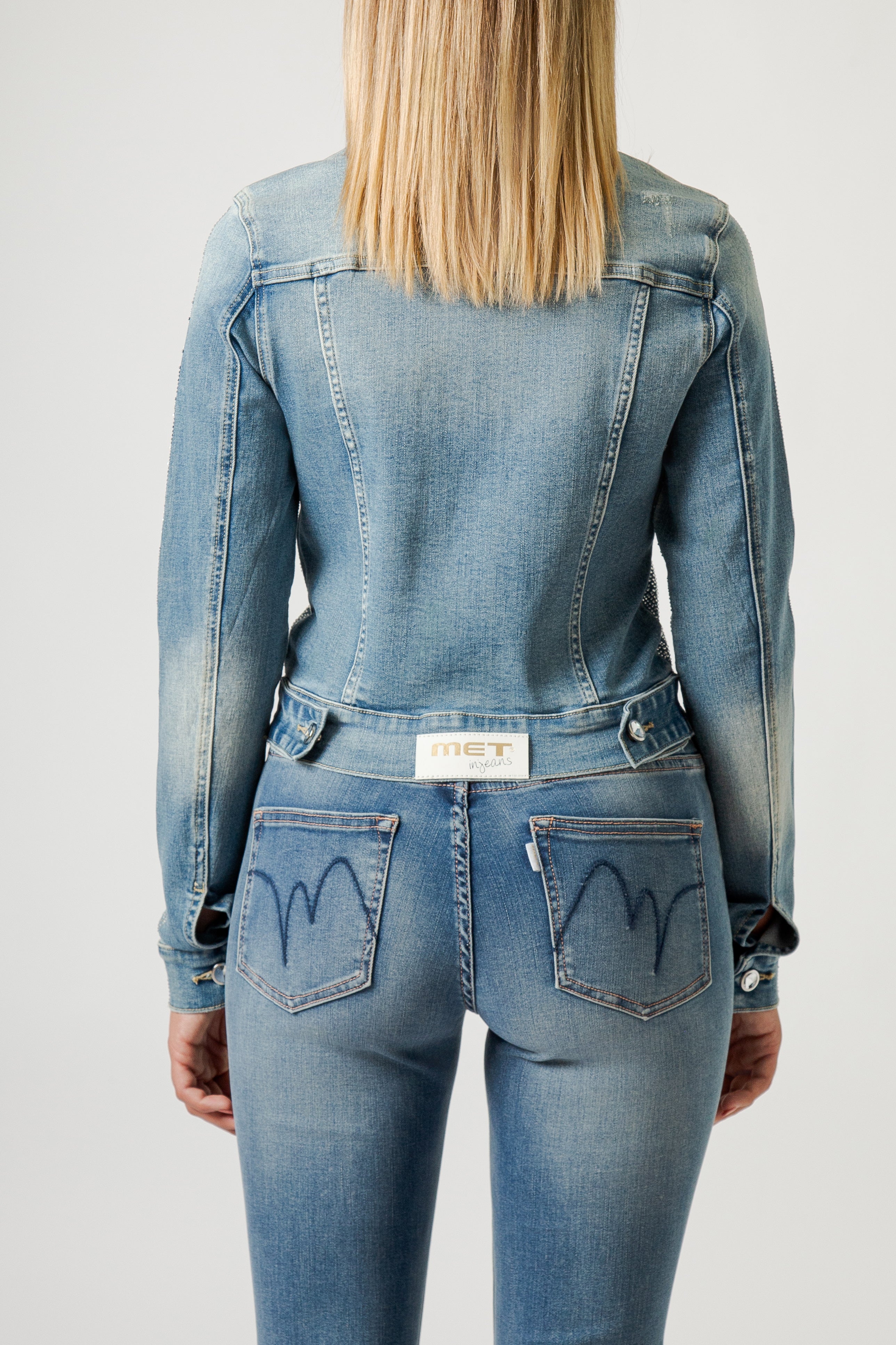 Giacca Donna Denim con Micro Strass – Fit Cropped, Effetto Luminoso Glam