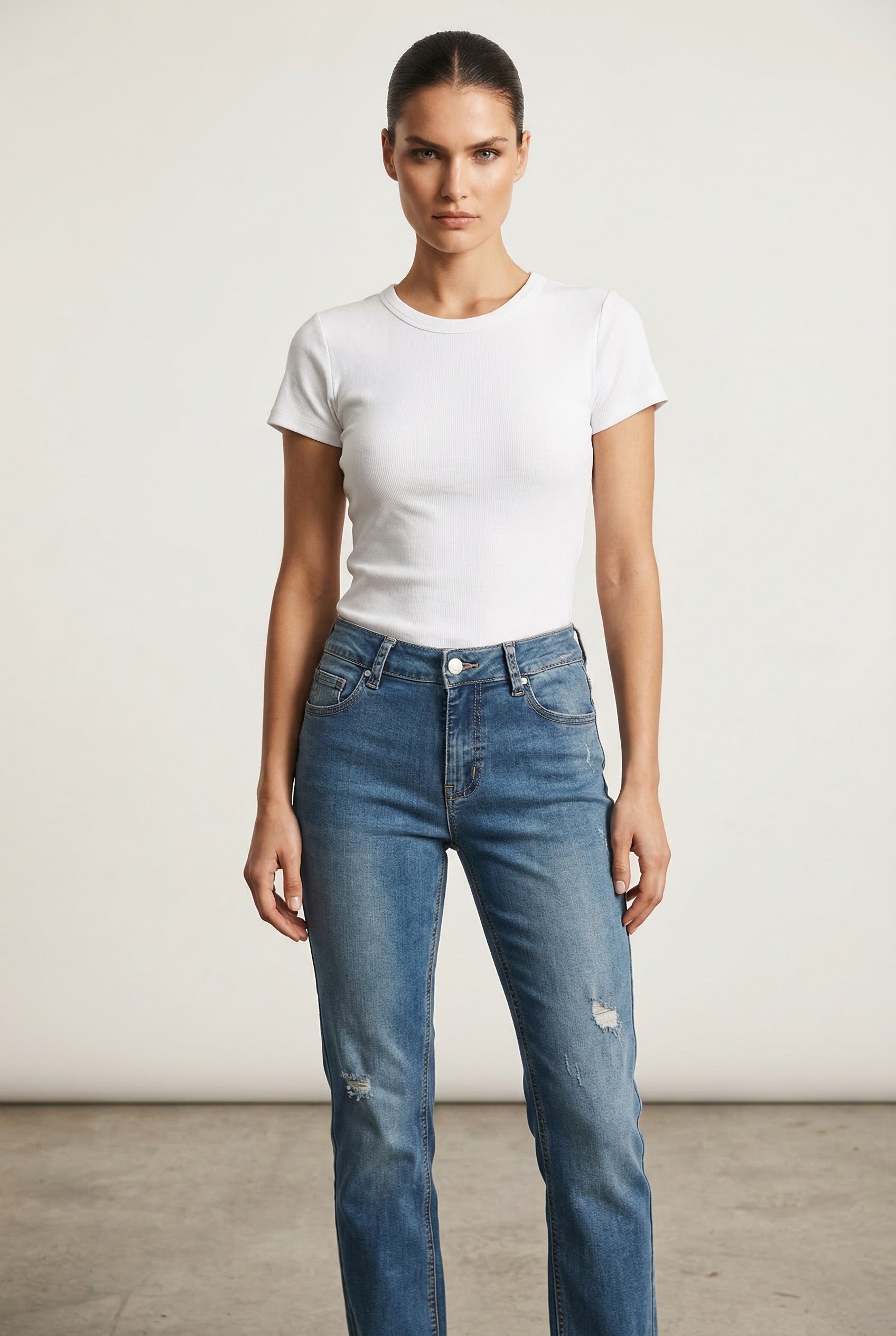 Jeans Donna Straight Fit Denim Medio con Dettagli Used – Vita Media, Stile Casual Moderno
