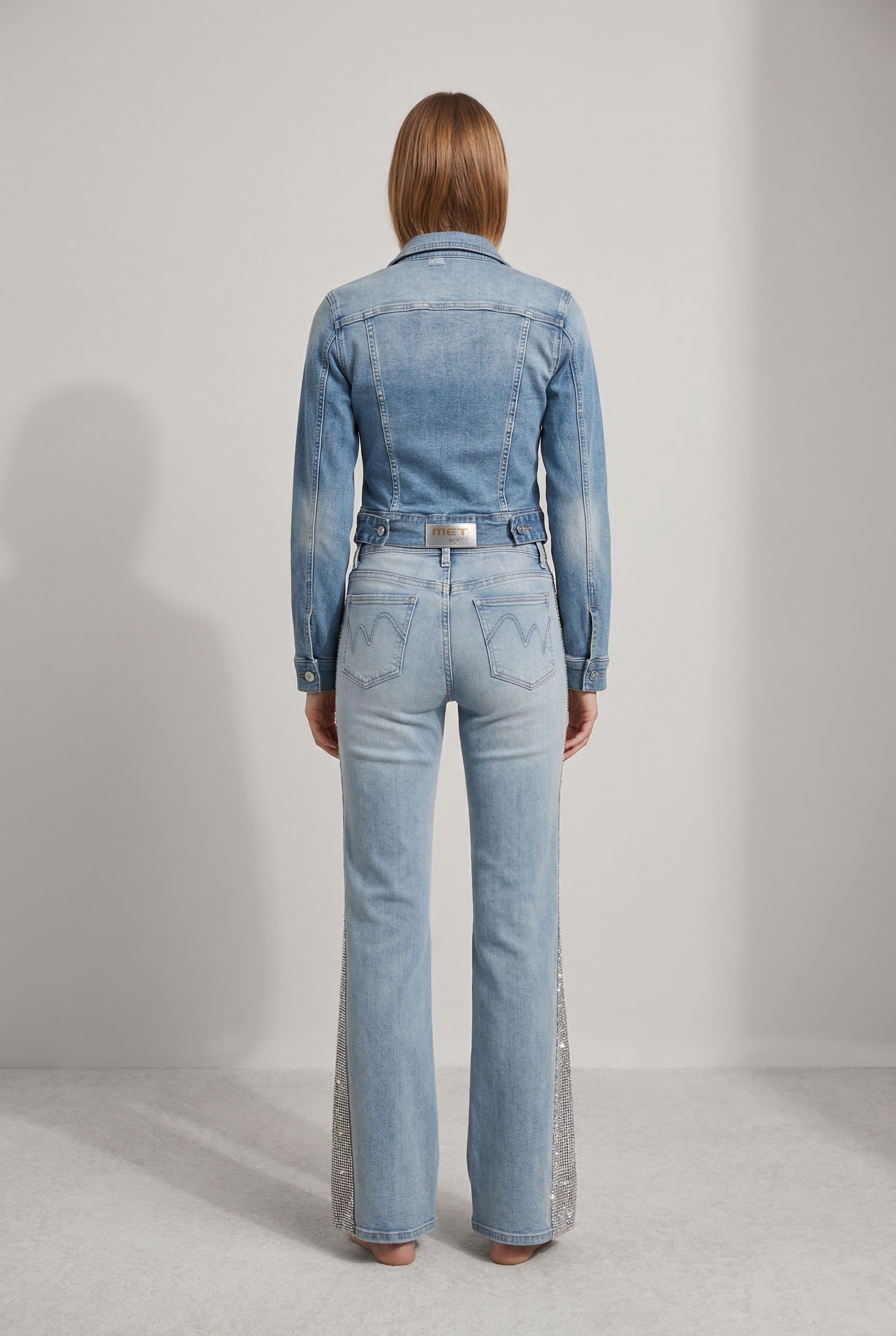 Giacca Donna Denim con Micro Strass – Fit Cropped, Effetto Luminoso Glam
