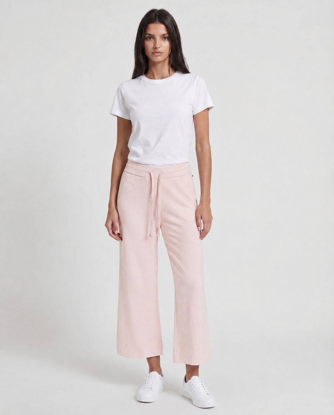 Pantalone cropped a gamba ampia