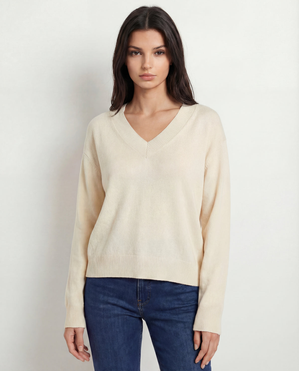 Maglia con scollo a V in misto cashmere