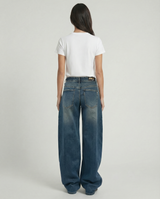 Jeans wide leg in denim con cuciture sagomate