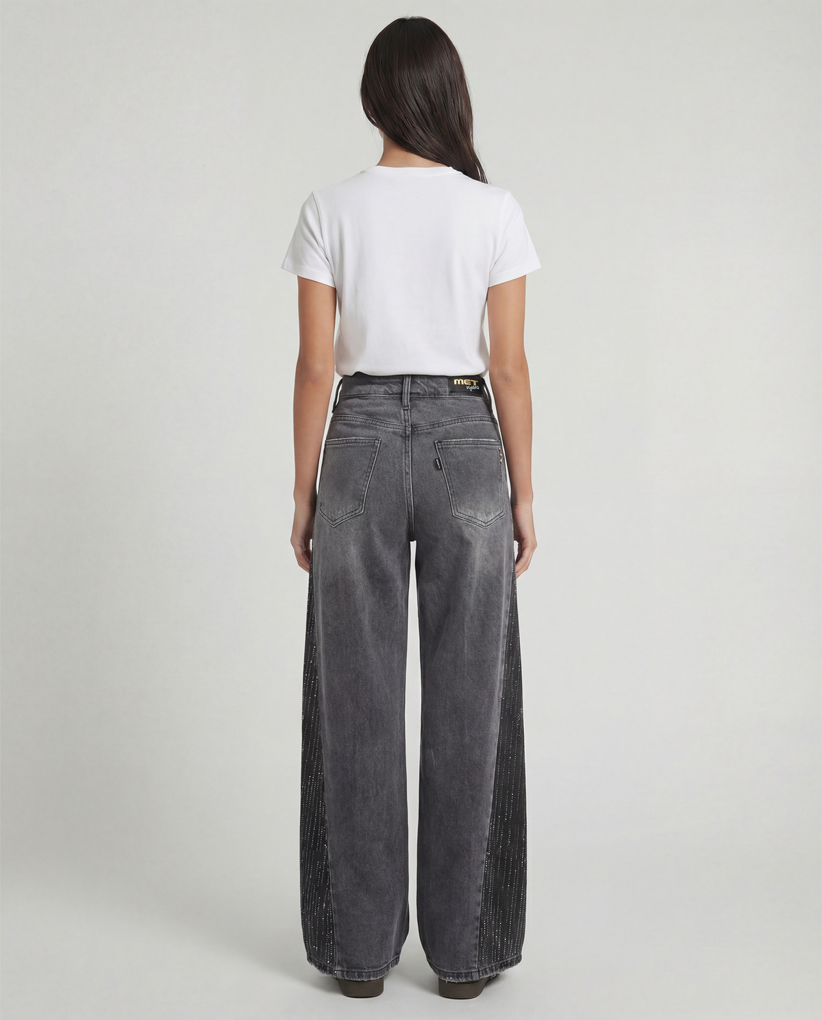 Jeans wide leg con pannelli a contrasto