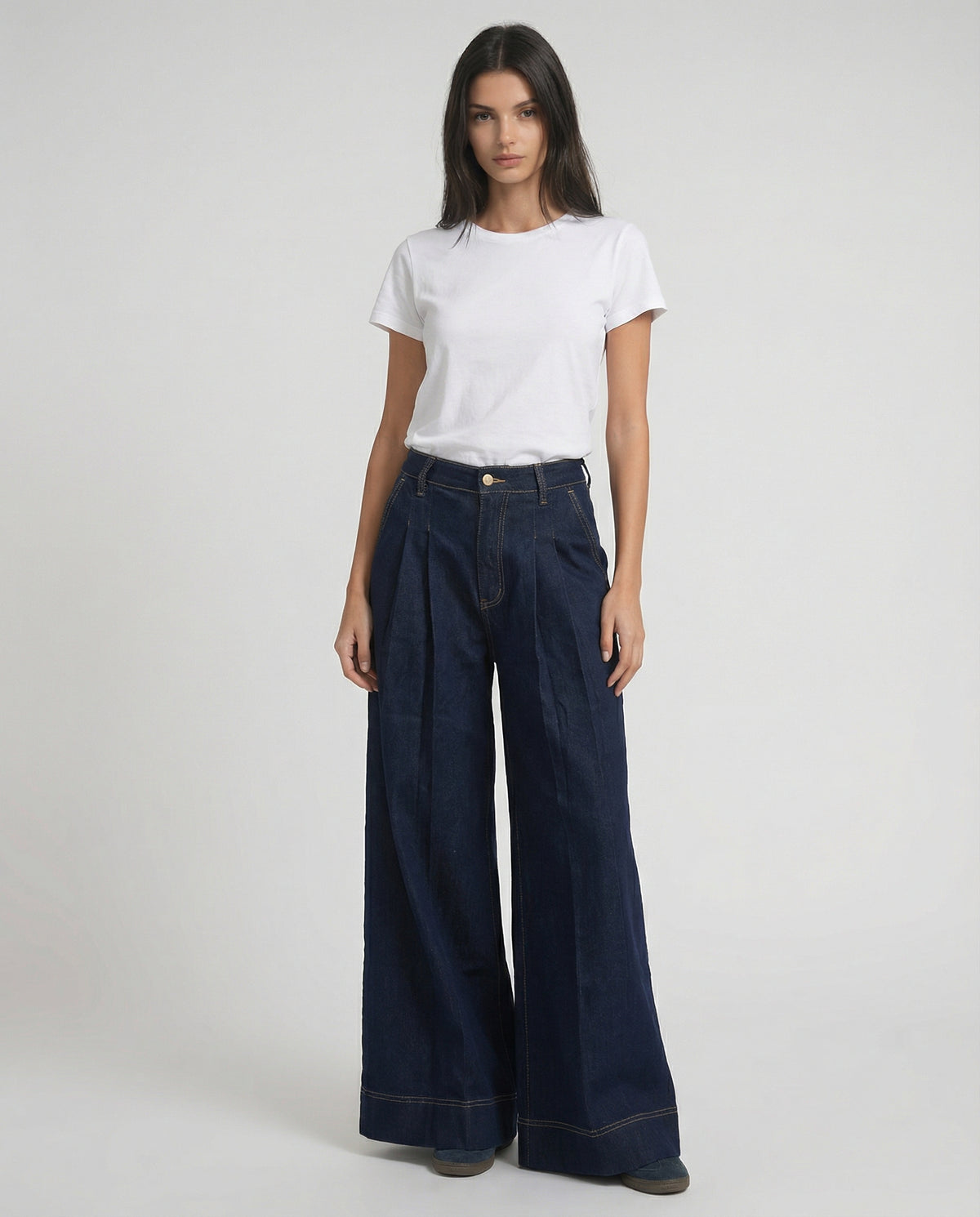 Jeans palazzo con pinces