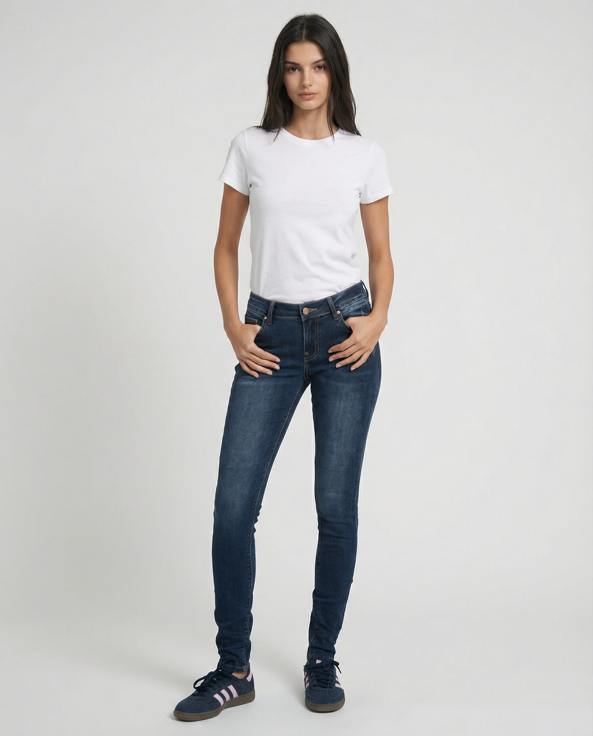 Jeans skinny blu medio effetto used