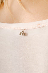 T-SHIRT SCOLLO A V