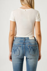 T-SHIRT SCOLLO MADONNA