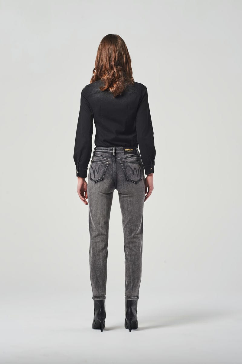 Jeans Gamba Dritta a Vita Regolare con Borchie