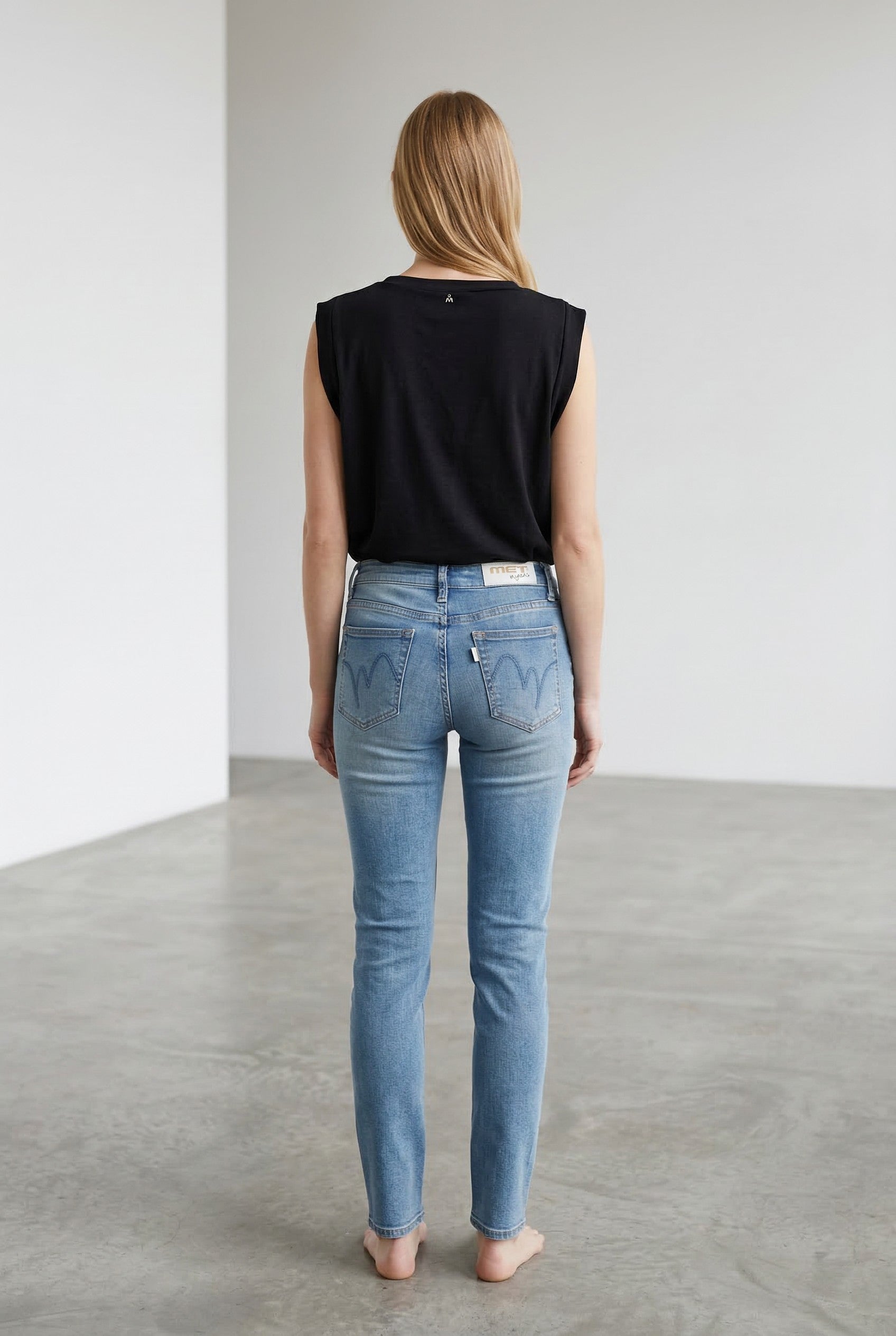 Jeans Donna Slim Fit Denim Chiaro – Vita Media, Effetto Second Skin