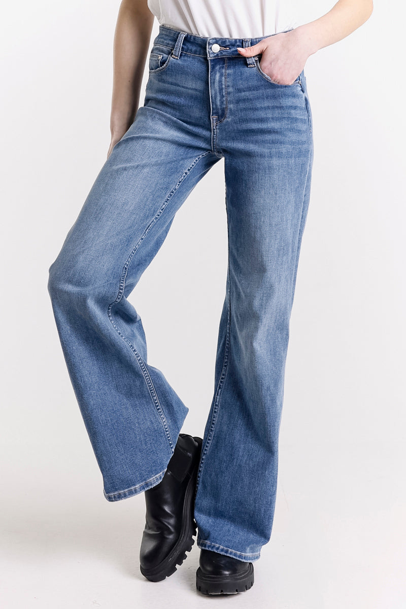 JEANS WIDE LEG VITA REGOLARE LAVAGGIO MEDIO