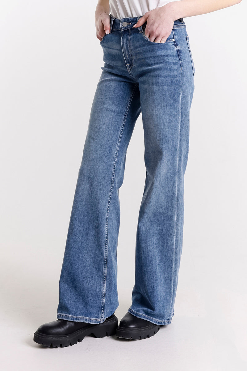 JEANS WIDE LEG VITA REGOLARE LAVAGGIO MEDIO