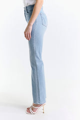 STRAIGHT LEG JEANS MEDIUM WASH