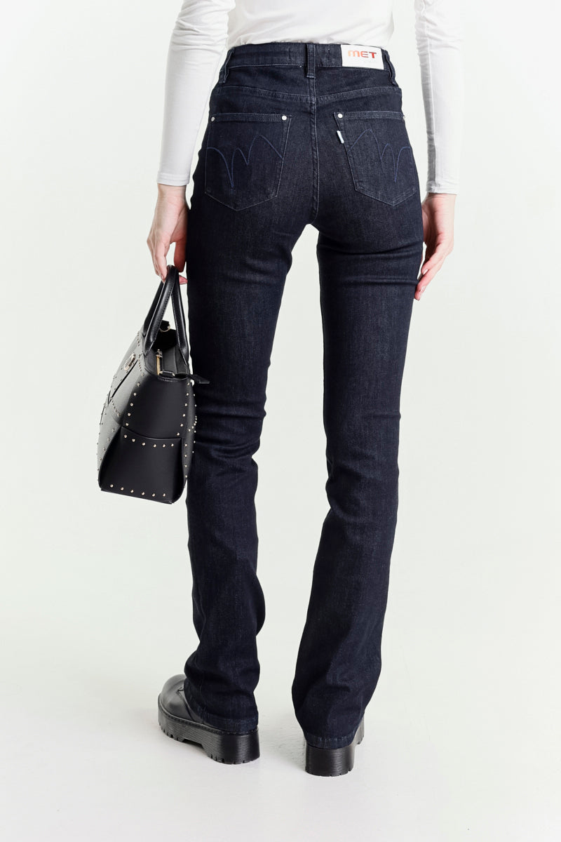 Jeans a Zampa Nero a Vita Regolare