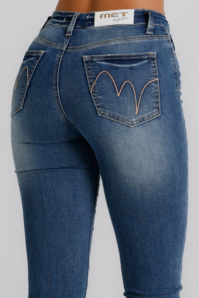 Jeans Donna Flare Fit Denim Medio – Vita Media, Gamba Svasata Effetto Slanciante