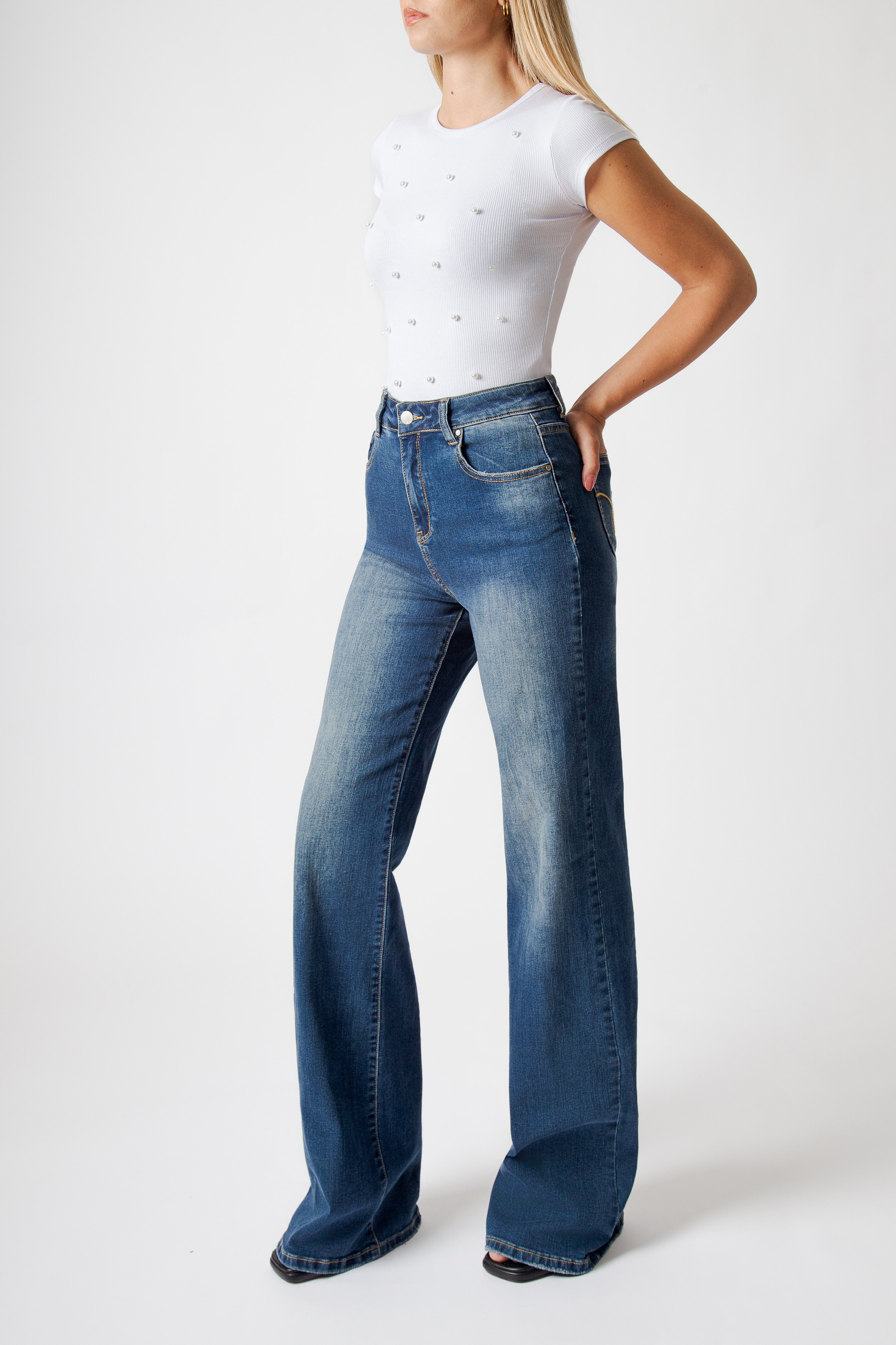 Regular-Waist Blue Wide-Leg Jeans