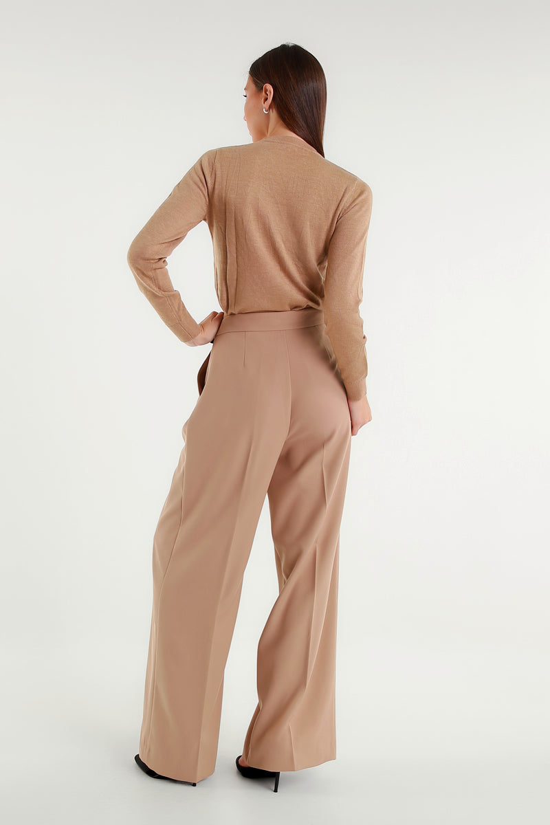 Pantalone a palazzo color cammello con pinces
