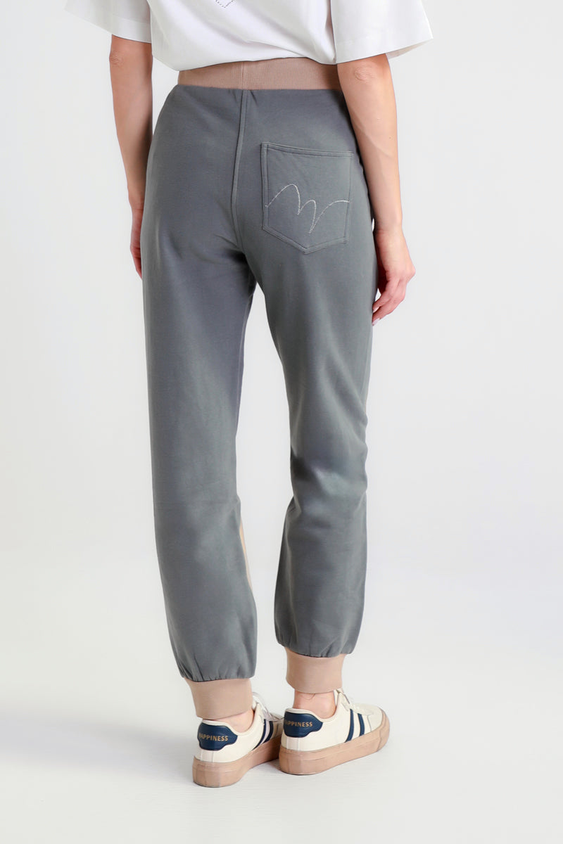 Pantaloni Sportivi con Dettaglio a Contrasto "Iced Coffee"