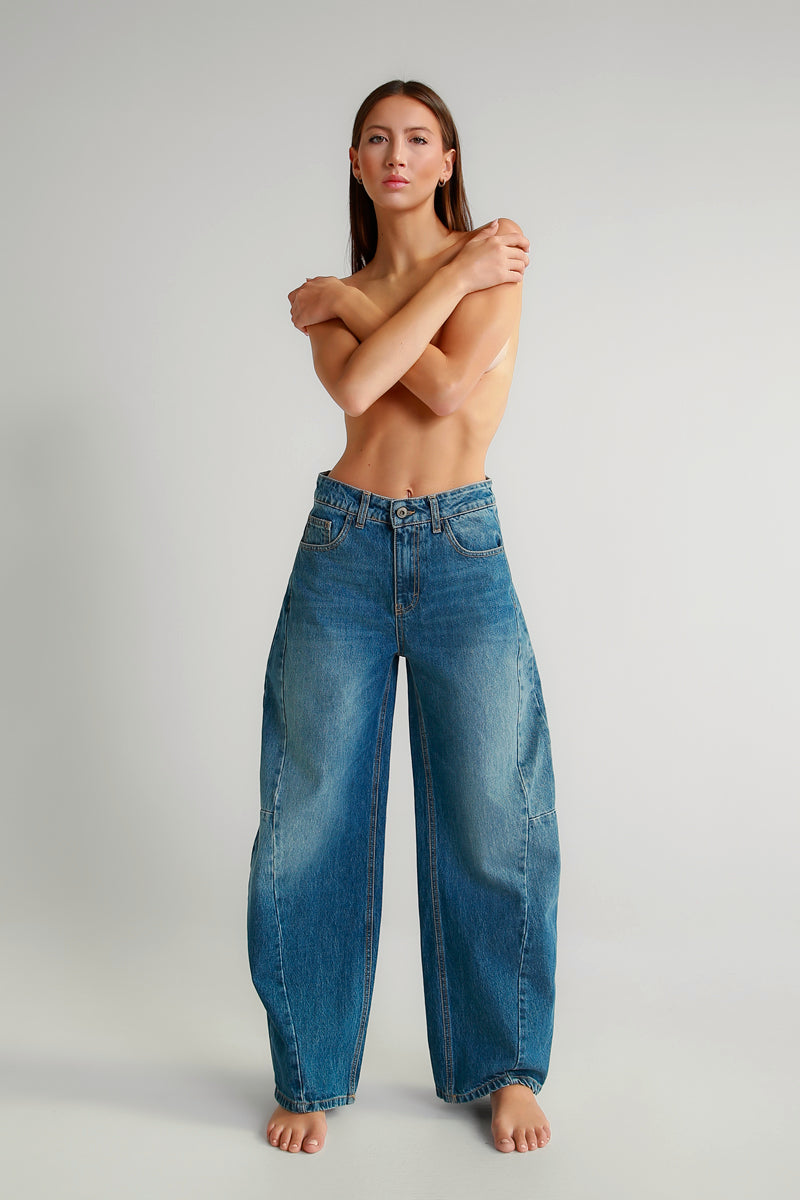 Jeans wide leg con cuciture frontali