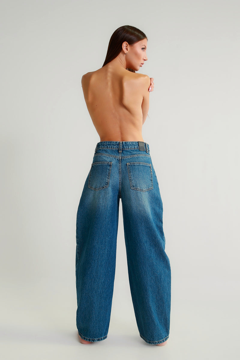 Jeans wide leg con cuciture frontali