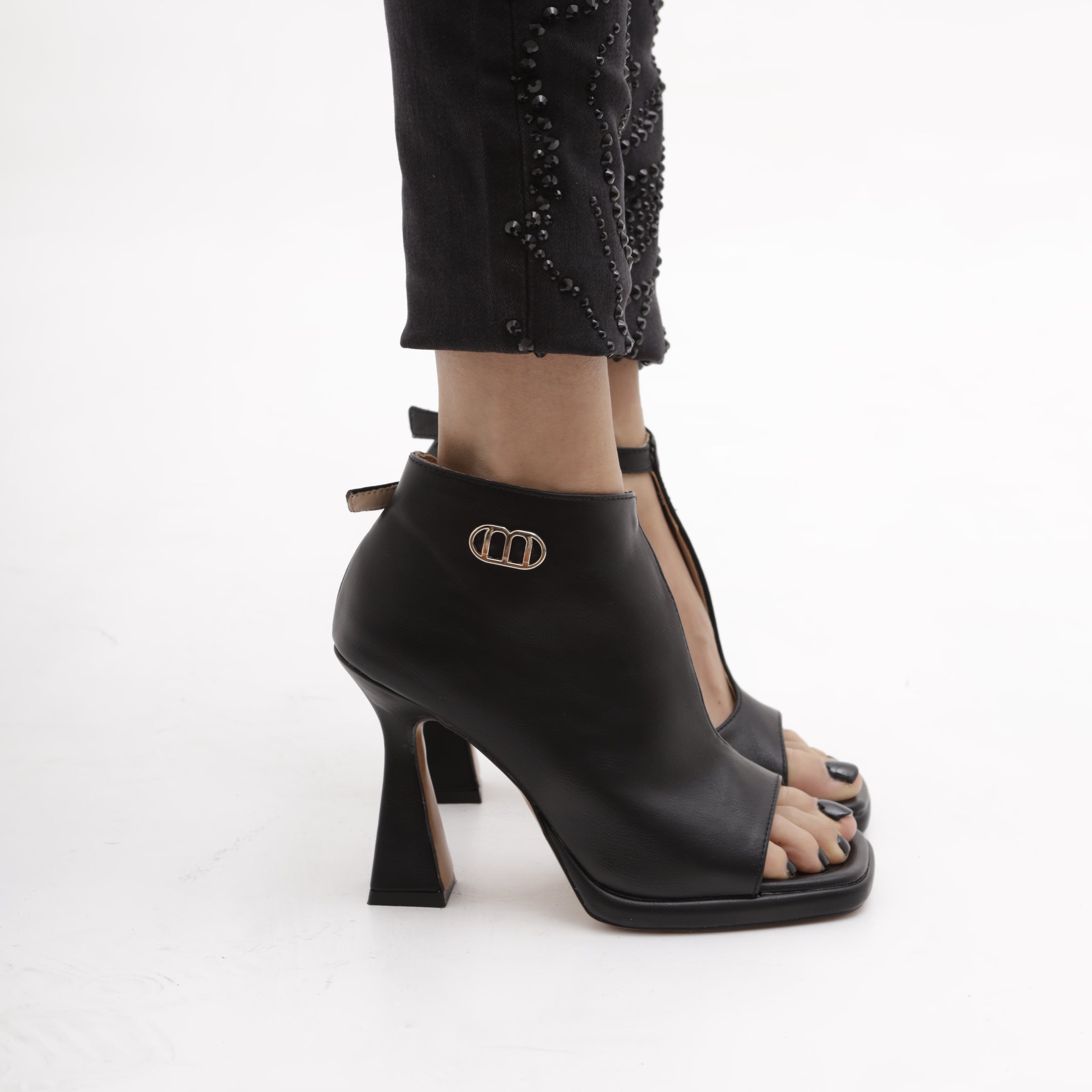 M10 415 SHOES