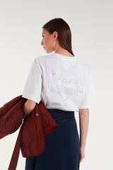 Basic white t-shirt with minimal logo