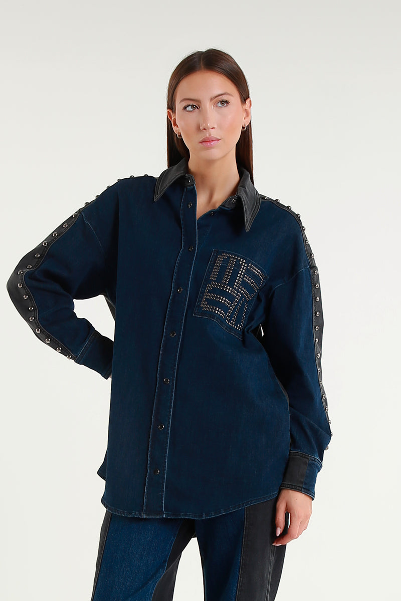 Camicia Denim con Dettagli Applicati - Eleganza e Comfort