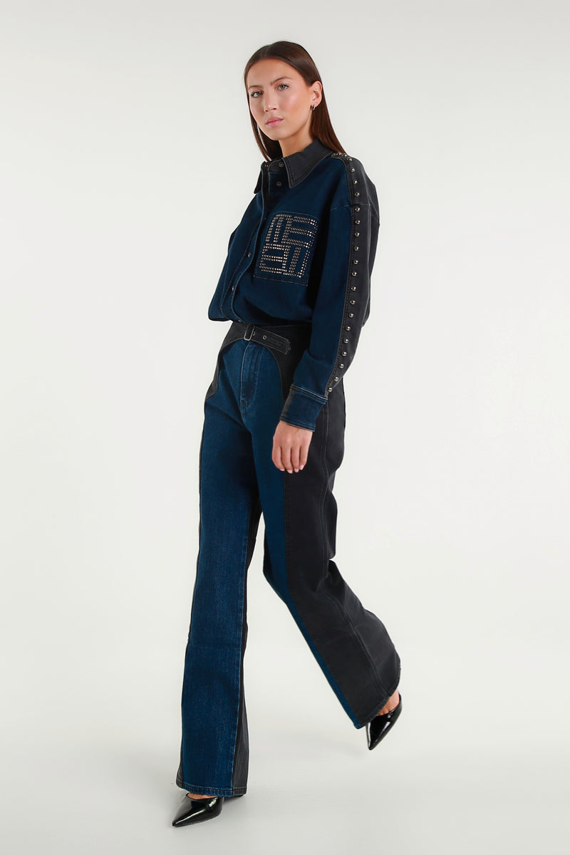 Camicia Denim con Dettagli Applicati - Eleganza e Comfort