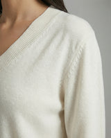 Maglia con scollo a V in misto cashmere