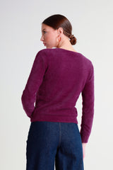 Soft yarn V-neck sweater