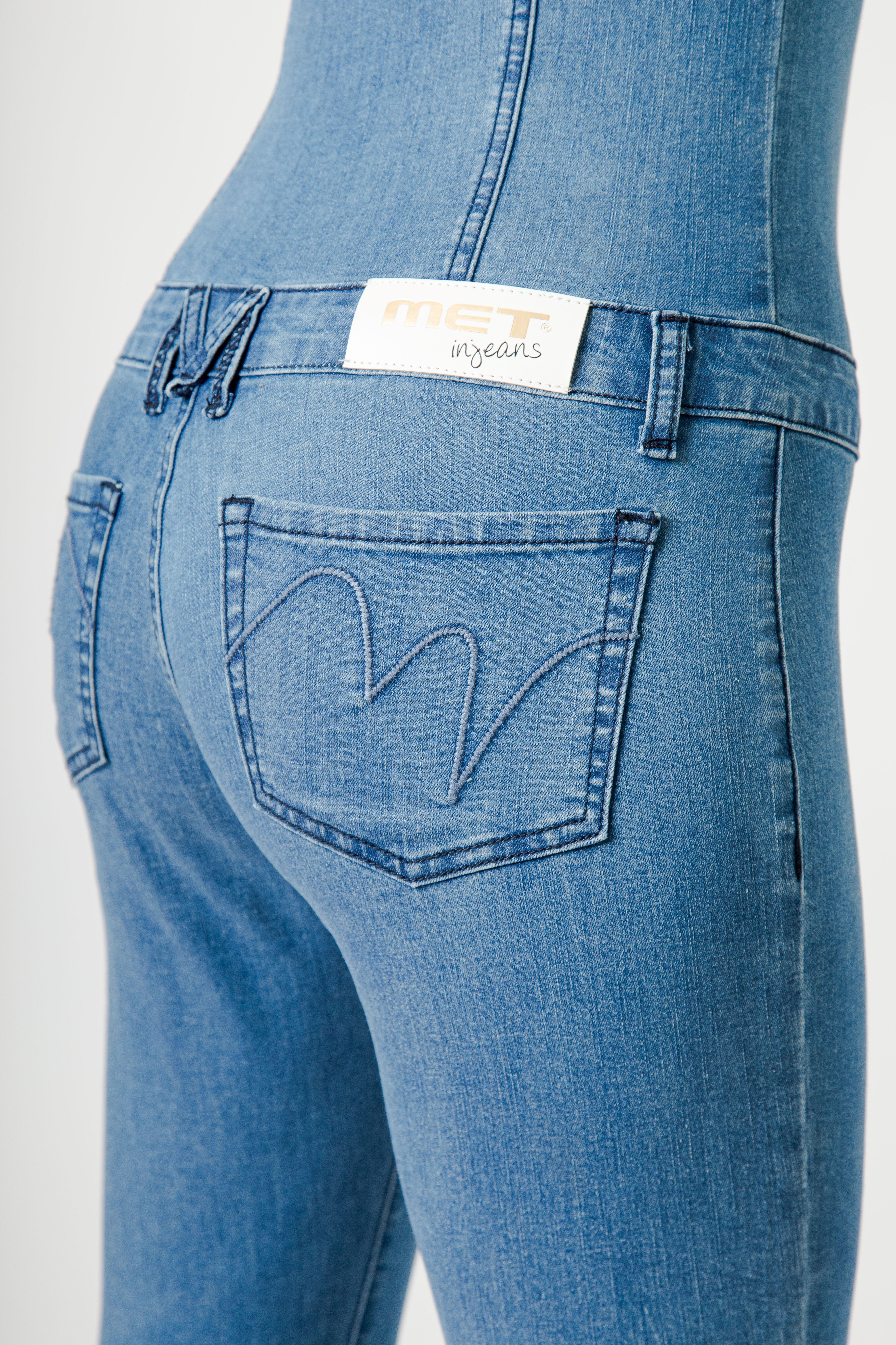 Tuta Donna Denim Slim Fit Senza Maniche – Effetto Second Skin, Stile Urban Chic