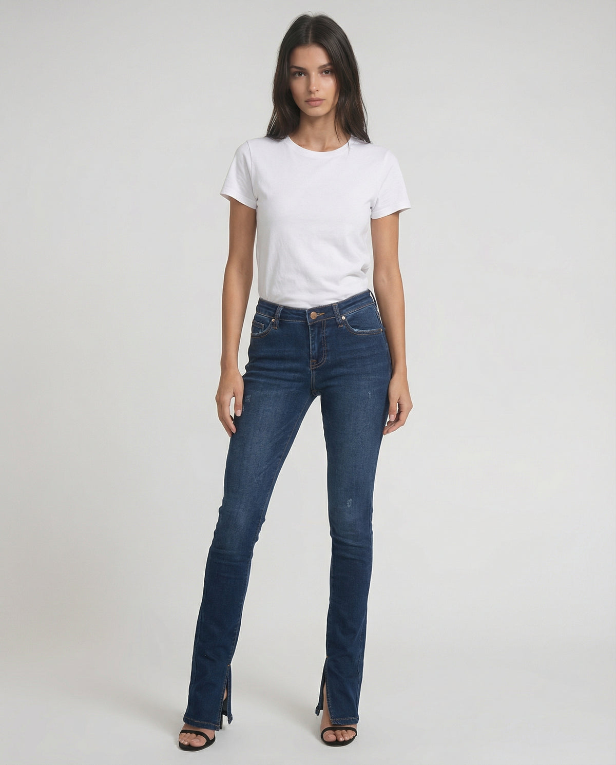 Jeans skinny con spacchi frontali