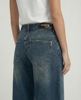 Jeans wide leg in denim con cuciture sagomate