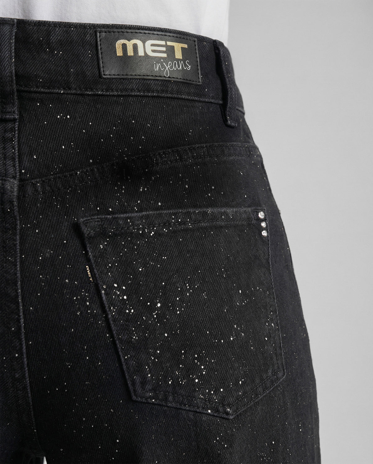 Jeans wide leg nero con cintura in denim