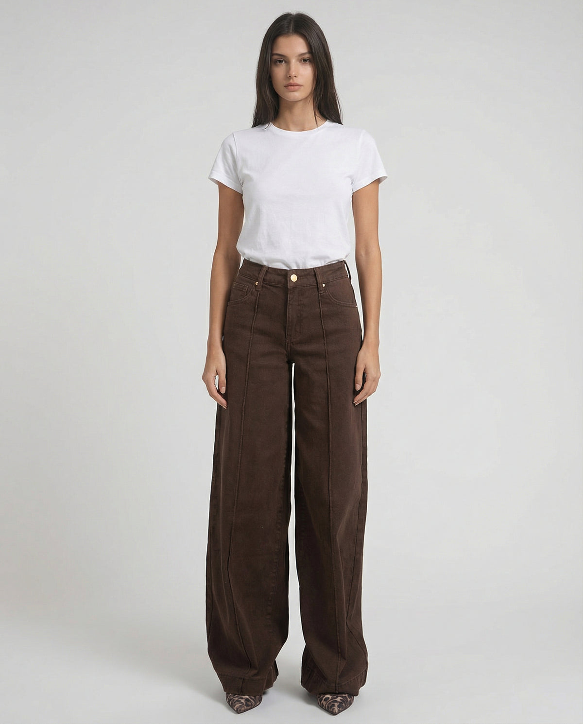Jeans palazzo con cuciture frontali