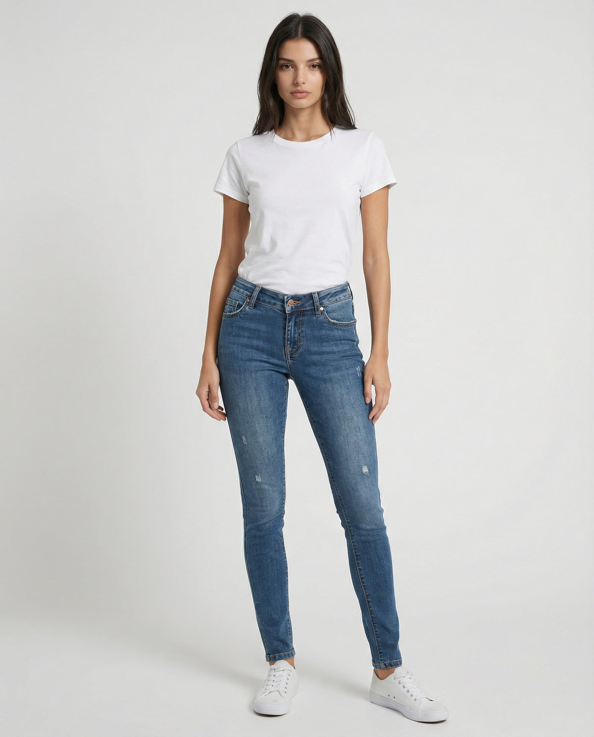 Jeans skinny blu chiaro effetto used