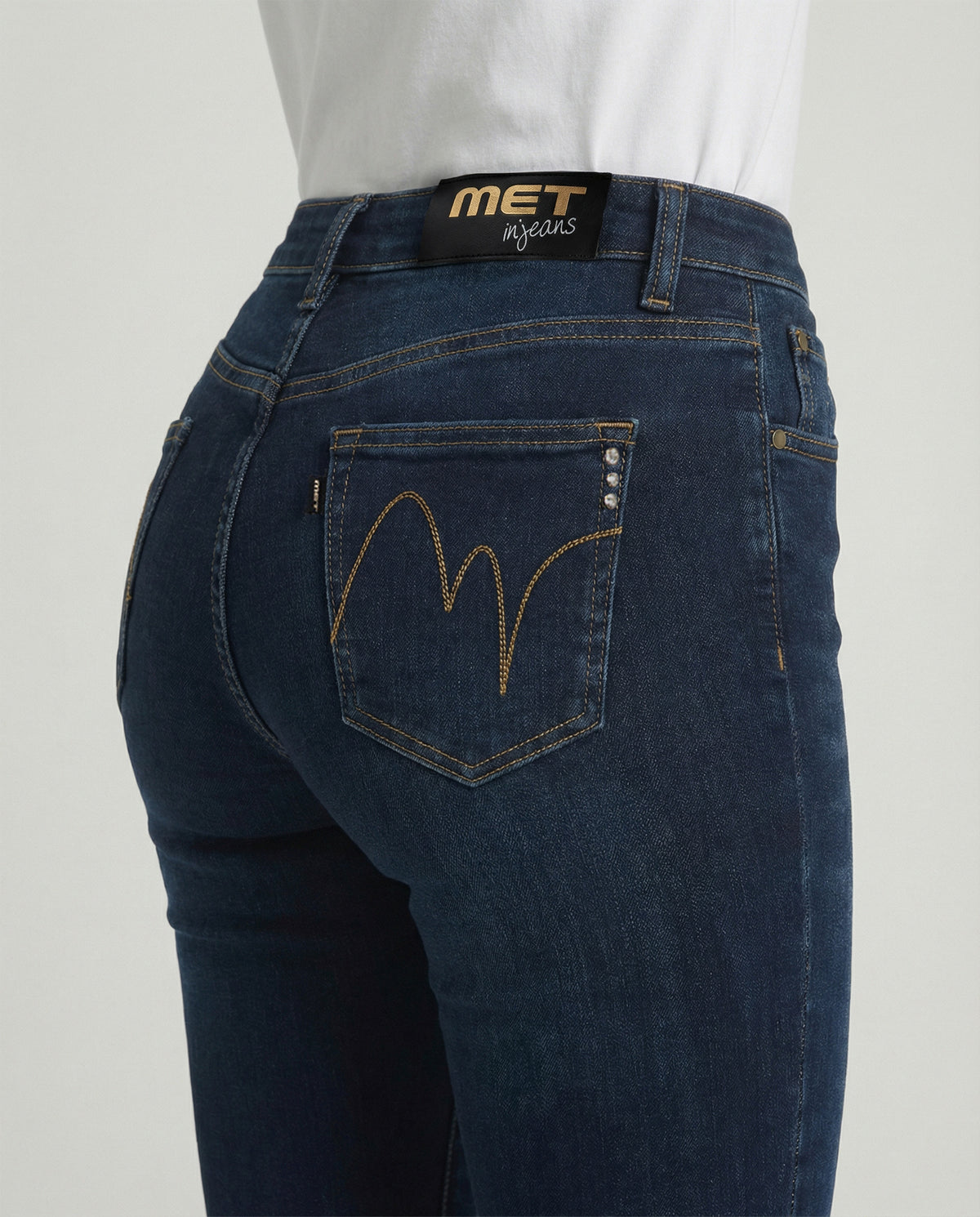 Jeans slim bootcut denim blu scuro