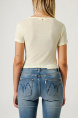 T-SHIRT SCOLLO MADONNA