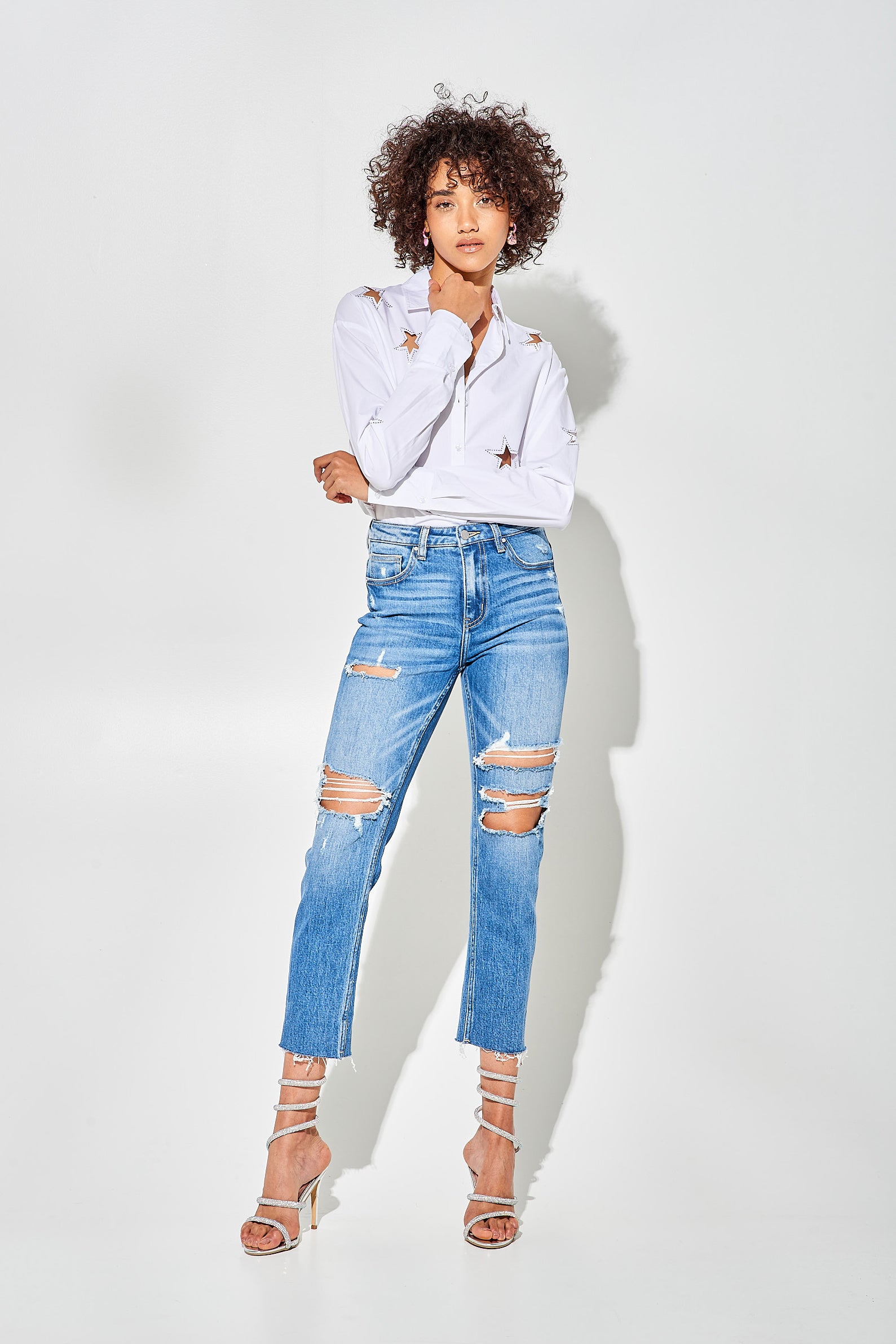 Jeans Mom Fit Blu a Vita Regolare con Strappi