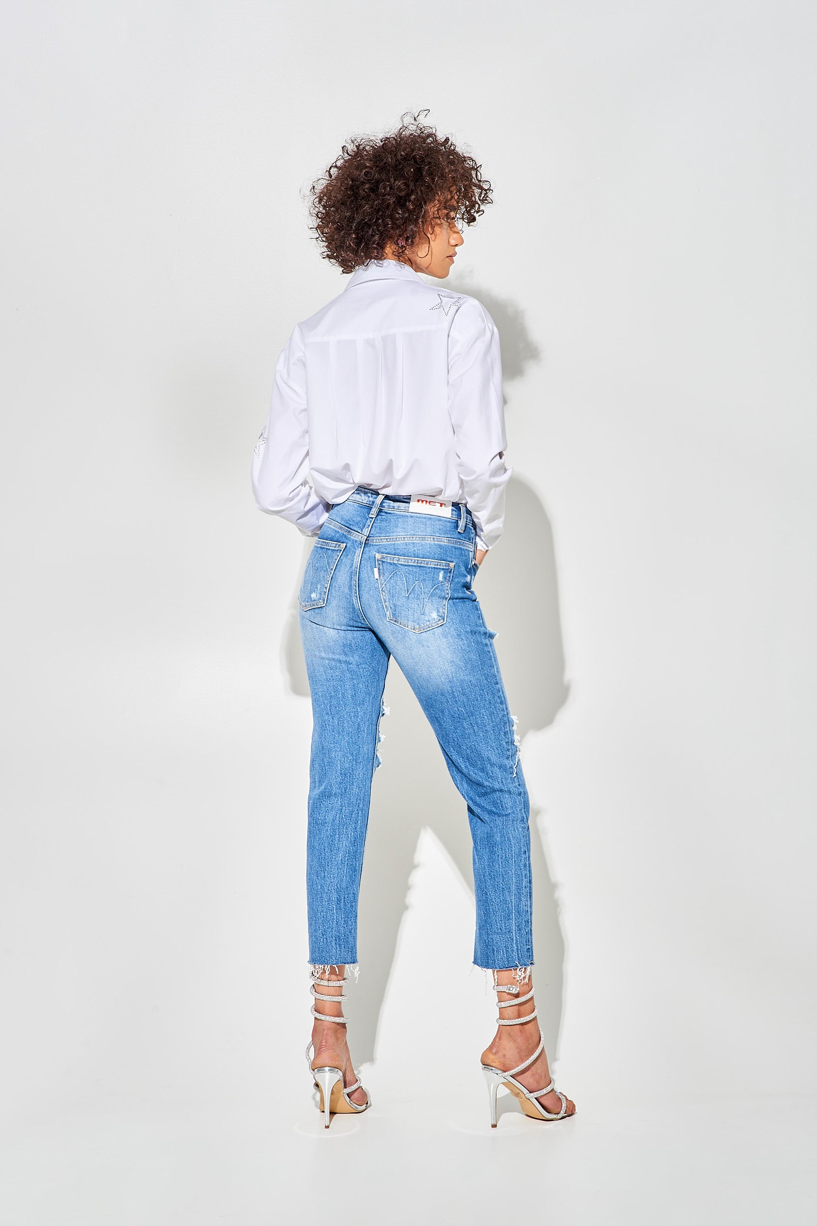 Jeans Mom Fit Blu a Vita Regolare con Strappi