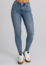 Jeans Donna Skinny Fit – Denim Chiaro Lavaggio Soft