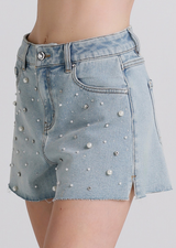 Shorts Donna Denim Chiaro con Perle Decorative – Vita Media, Orlo Sfrangiato