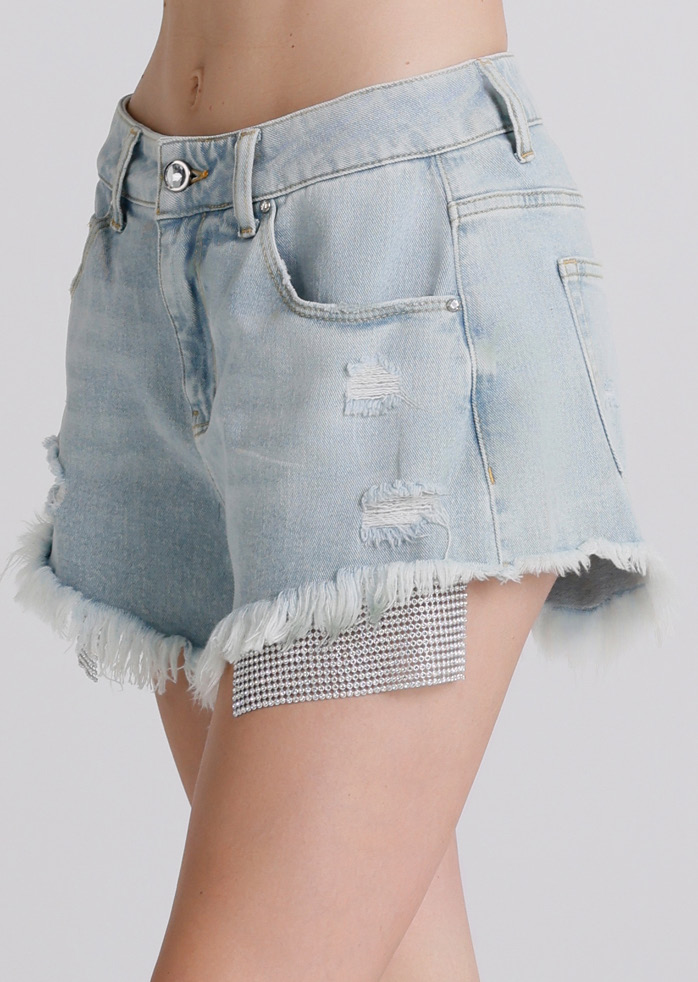Shorts Donna Denim Chiaro con Strappi e Orlo Sfilacciato – Vita Media, Stile Casual Glam